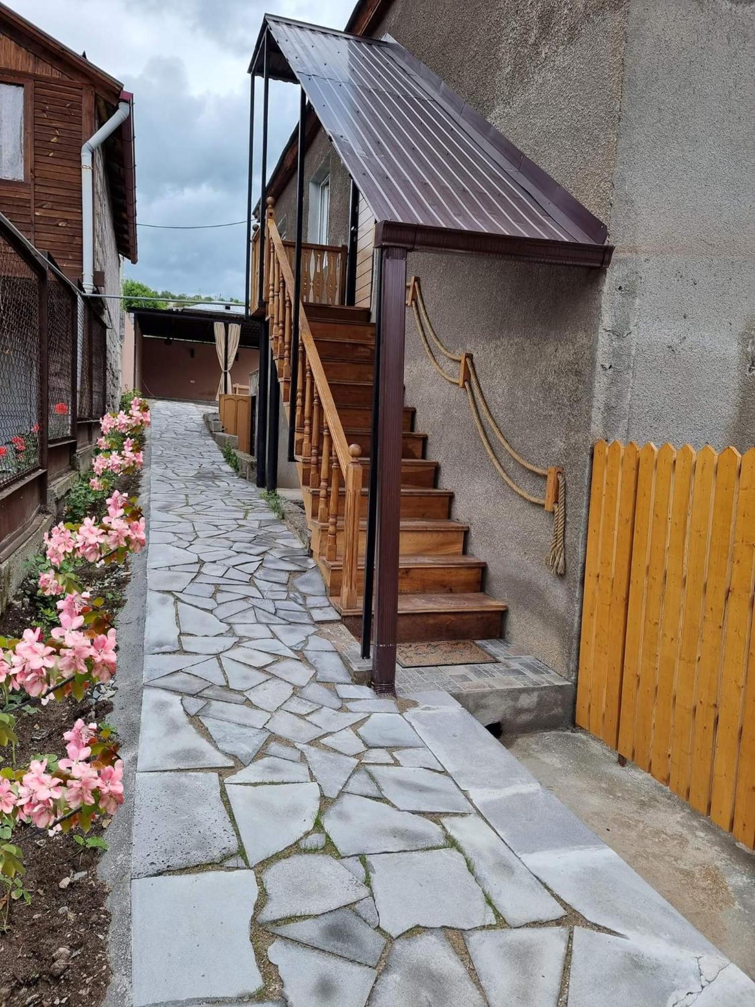 New Horizons , Apartment With 5 Bedrooms, Whole Apartment, Апартмент Целиком Dilidjan Extérieur photo
